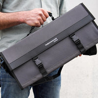 Tamahagane knife bag is an excellent choice for professional chefs and enthusiastic home cooks, who want to hold on to their knives at all times and be ready for cooking adventures, wherever the path takes them. The bag contains 17 separate spaces for kitchen knives and other cooking utensils.