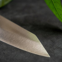 Kurosaki Bunka Gekko from the Gekko line is the work of a talented master blacksmith Yu Kurosaki. The minimalistic, lightweight, perfectly balanced blade is treated to a high polish. The knife features new VG-XEOS steel (61 HRC), which has excellent resistance to wear and corrosion, and is fitted with an oak handle.