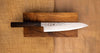 Gyuto vs Santoku : Quel couteau convient le mieux à votre flux de travail ?