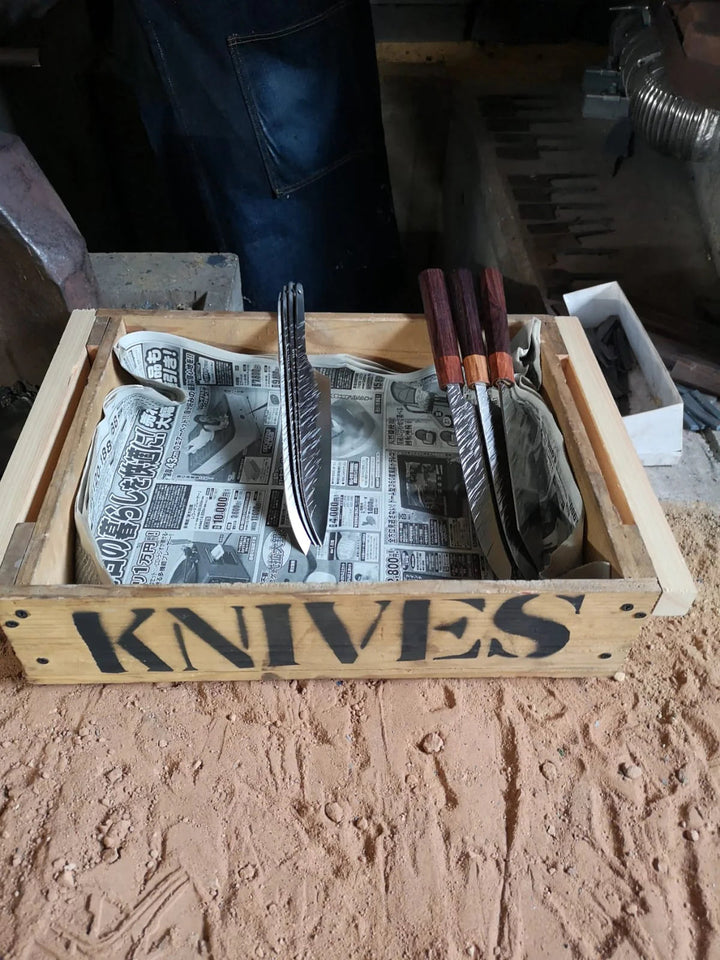 Smithies in Japan – SharpEdge