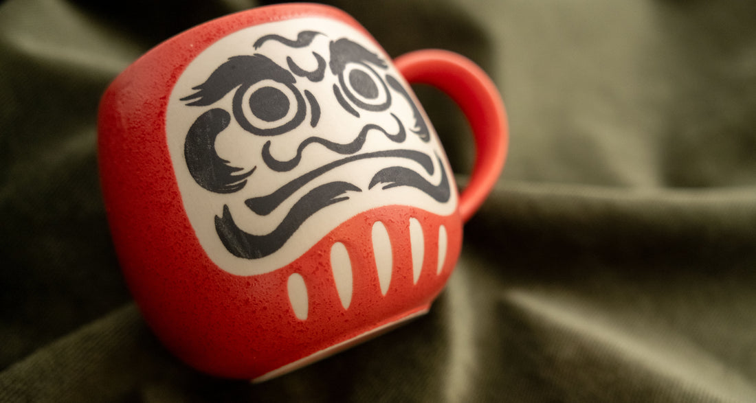 Mino Japanese Daruma Mug [red]