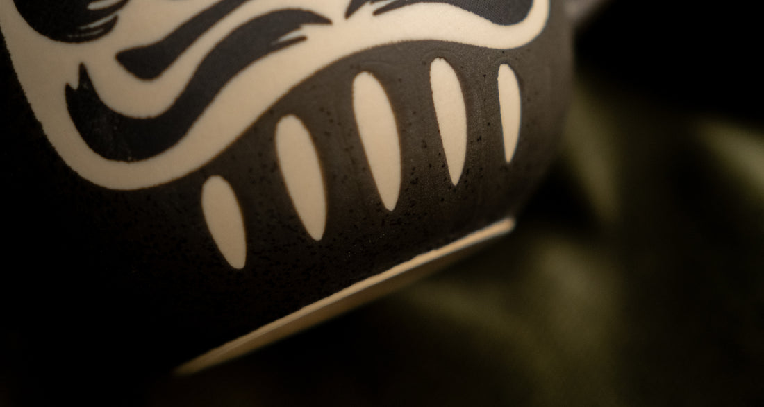 Mino Japanese Daruma Mug [black]