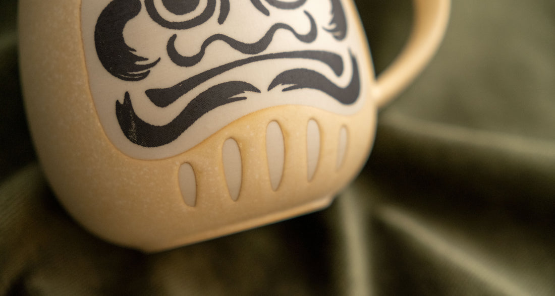 Mino Japanese Daruma Mug [beige]
