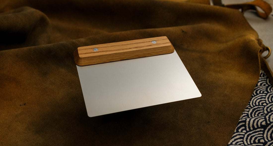 Gestura Flexi Bench Scraper