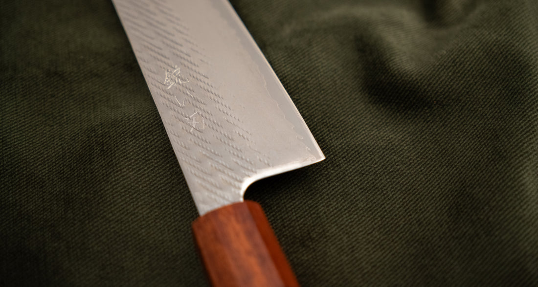 Hokiyama Gyuto Ginsanko Nawame Damascus 210mm (8.3") [Kaotan/Rosewood]