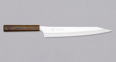 Kurosaki Sujihiki Gekko from the Gekko line is the work of a talented master blacksmith Yu Kurosaki. The minimalistic, lightweight, perfectly balanced blade is treated to a high polish. The knife features new VG-XEOS steel (61 HRC), which has excellent resistance to wear and corrosion, and is fitted with an oak handle.