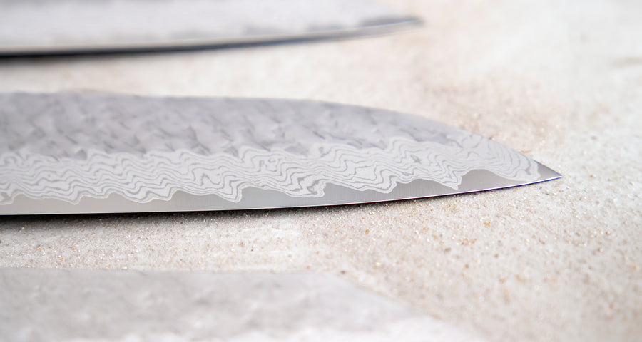 Nigara VG-10 Damascus Tsuchime line of knives details.
