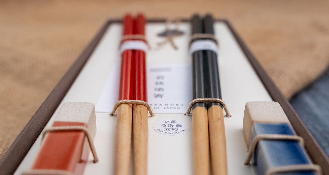 Haze Chopstick Gift Set – Navy Blue and Red