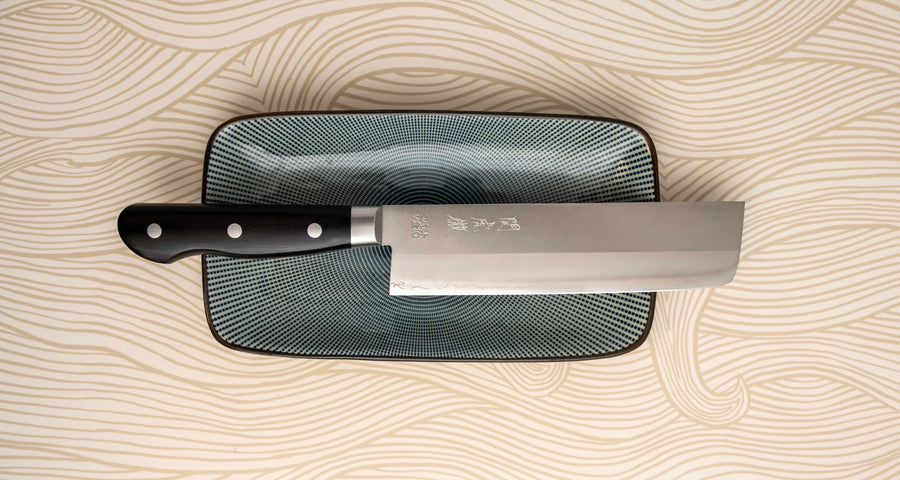 Seki Kotetsu Nakiri Vg-10 Migaki 165mm (6.5") [black pakkawood]