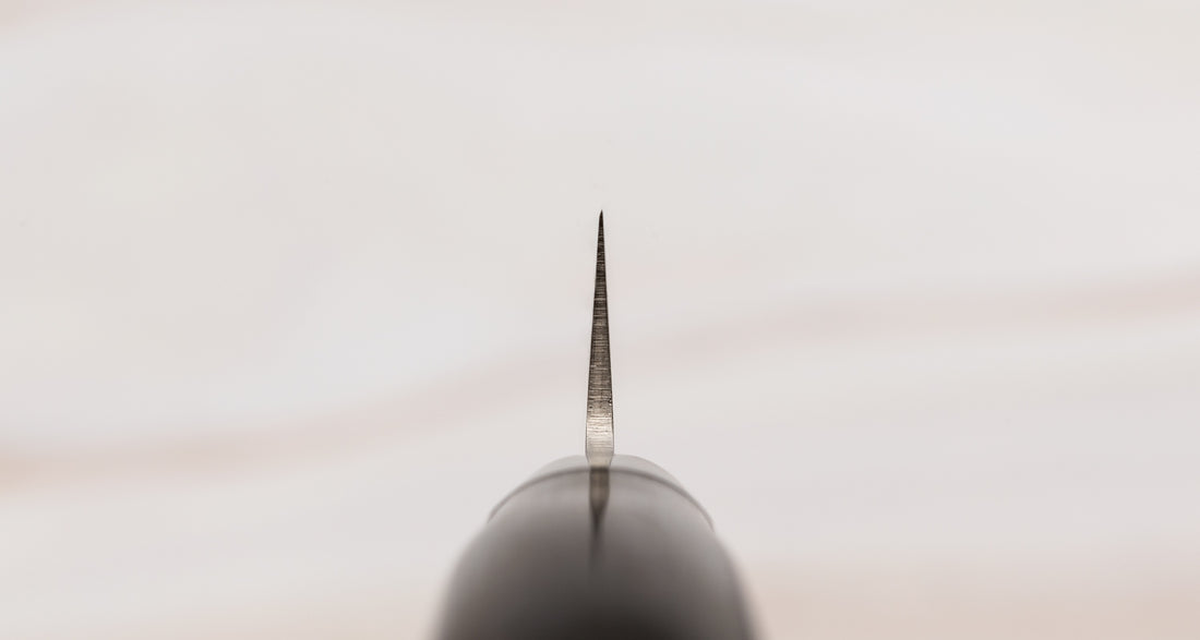 Seki Kotetsu Petty VG-10 Migaki 135mm (5.3") [černé pakka dřevo]