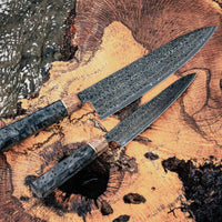 The Senzo Dawn Limited Edition Petty SG2 150mm (5.9") is a small multi-purpose Japanese knife, hand-made in the Japanese smithy Suncraft. It's a stunning collector's item. The knife is fitted with a traditional Japanese octagonal handle topped with a special ferrule made from the wood of a 300-year-old holy oak tree.