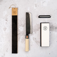 nakiri SharpEdge sharpening set with leather strop, angle guiding clip and combination whetstone with grit 1000/3000