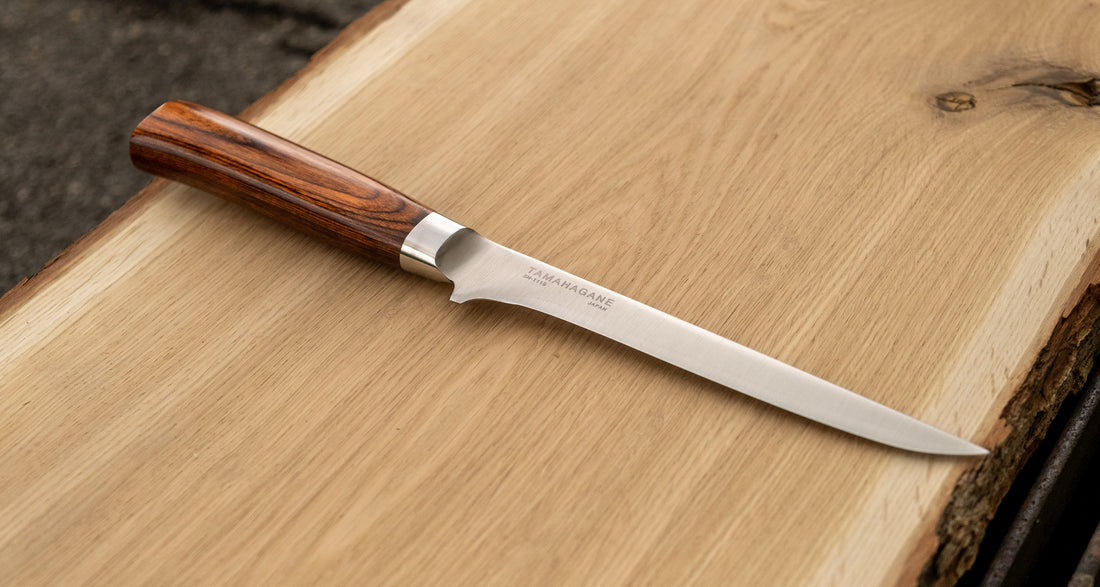 Presenting a knife designed specifically for the difficult task of separating meat from bone. Suitable for various types of meat - for trimming, boning and other butchering work. The blade length is 160 mm. Suitable for cooking enthusiasts and professional chefs alike. The core of the blade has a high-polish finish and is forged out of VG-5 (High Carbon Molybdenum Vanadium Steel) steel hardened to 61 HRC. 