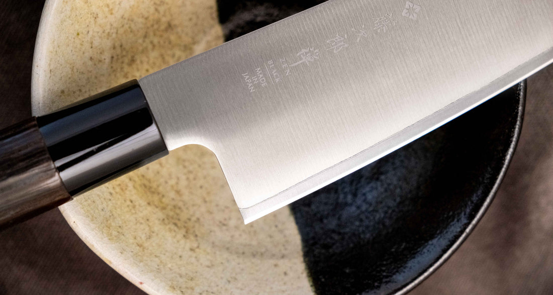 TOJIRO Zen Black Santoku 165mm (6.5")
