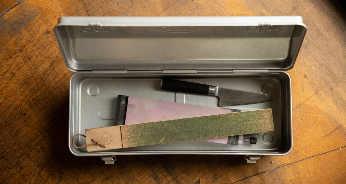 Toyo Y-410 Toolbox - Silver