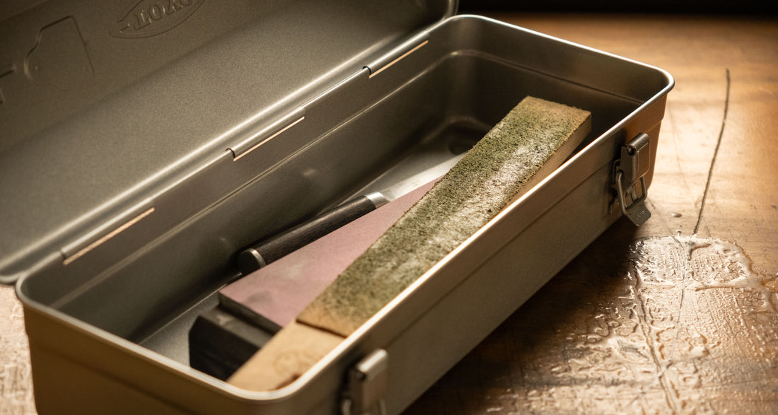 Toyo Y-410 Toolbox - Silver