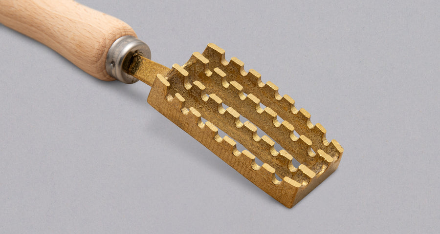 Tsunehisa Fish Scaler