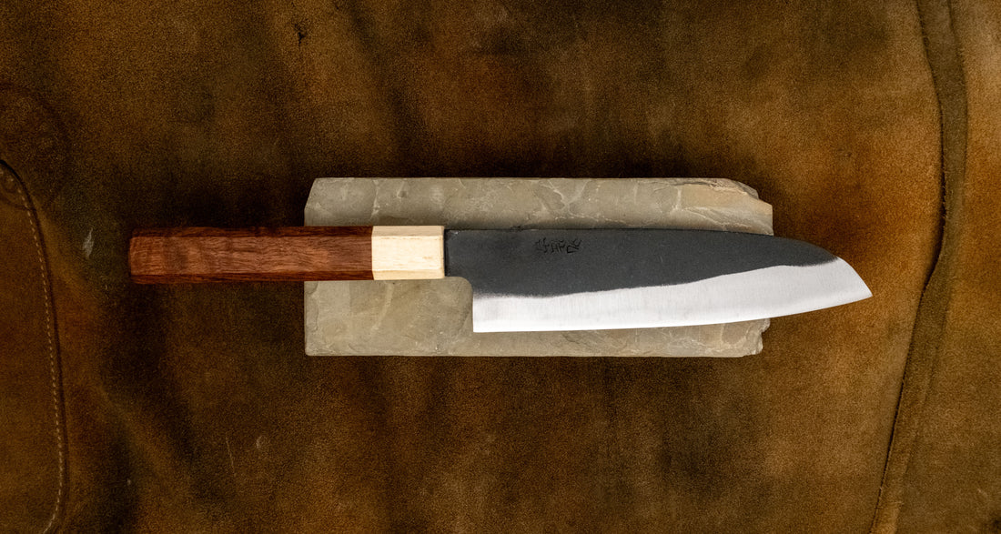Yoshida Santoku SUJ-2 Kuro-uchi 165mm (6.5") [Rosewood-Cedar/Octagon]