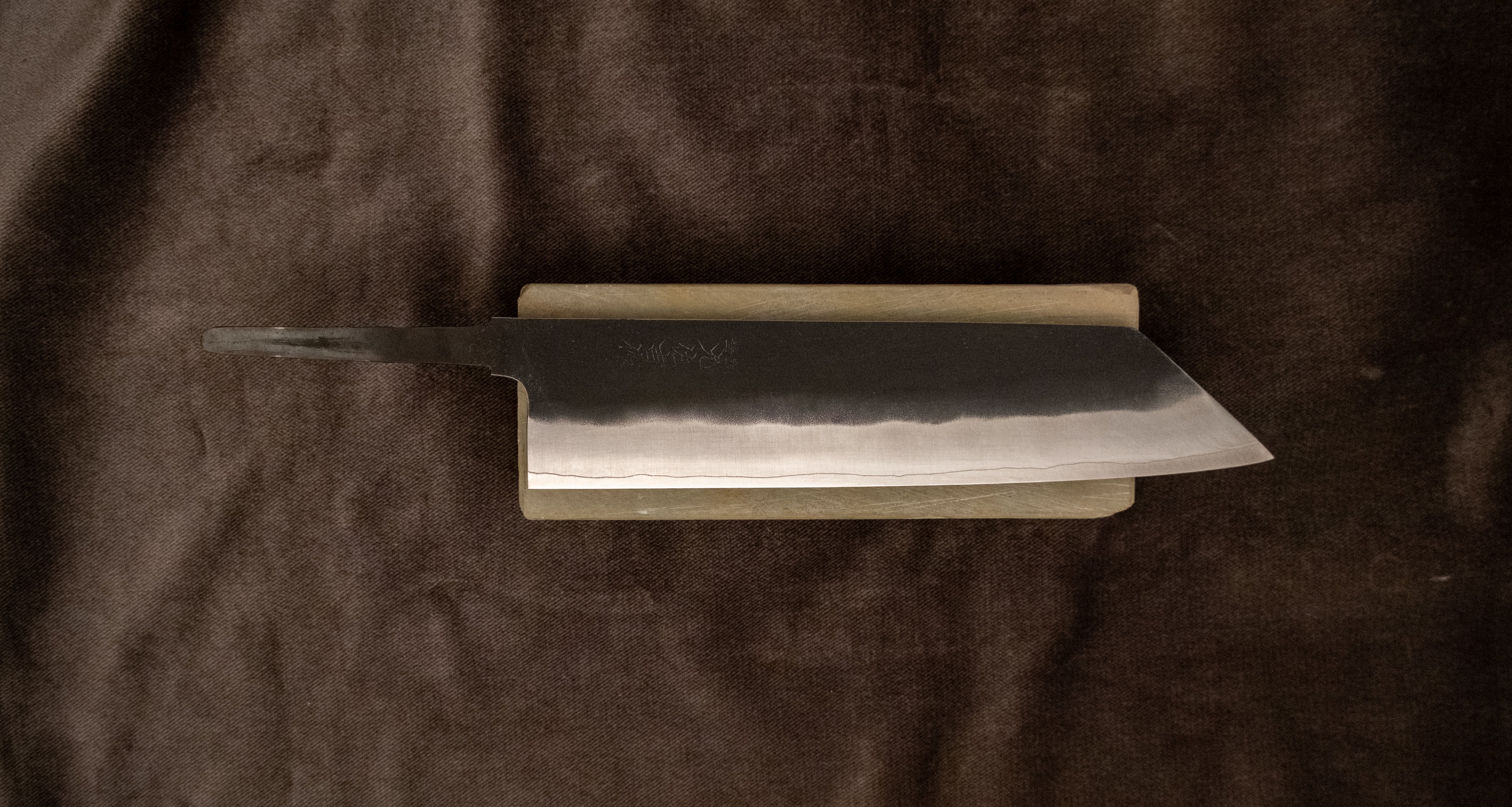 ZDP-189 Kiritsuke Black 240mm (9.5